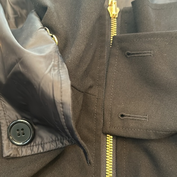 Calvin Klein Woman’s Lightweight, Water Resistant Coat - Picture 10 of 13